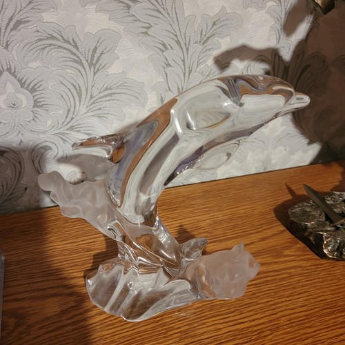 Swarovski dolphin wave - on,